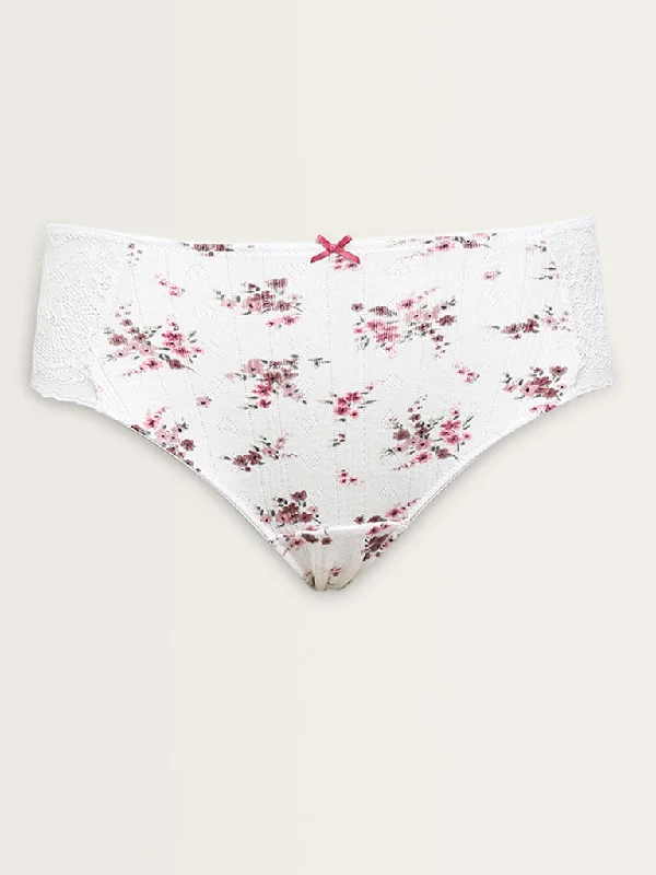 Wunderlove White Floral Design Brief